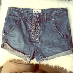 NWOT Drop Crotch Baggy Comfy Denim Shorts!